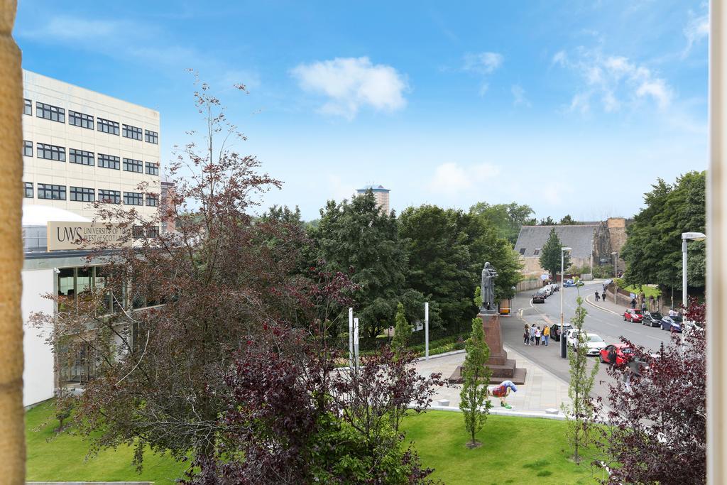 بيزلي Townhead Apartments Glasgow Airport المظهر الخارجي الصورة